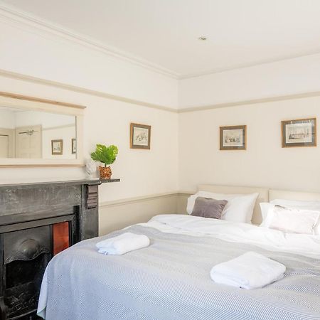 City Centre Stunning House-Roman Baths - 3Min Walk - 4 Bedrooms Dış mekan fotoğraf