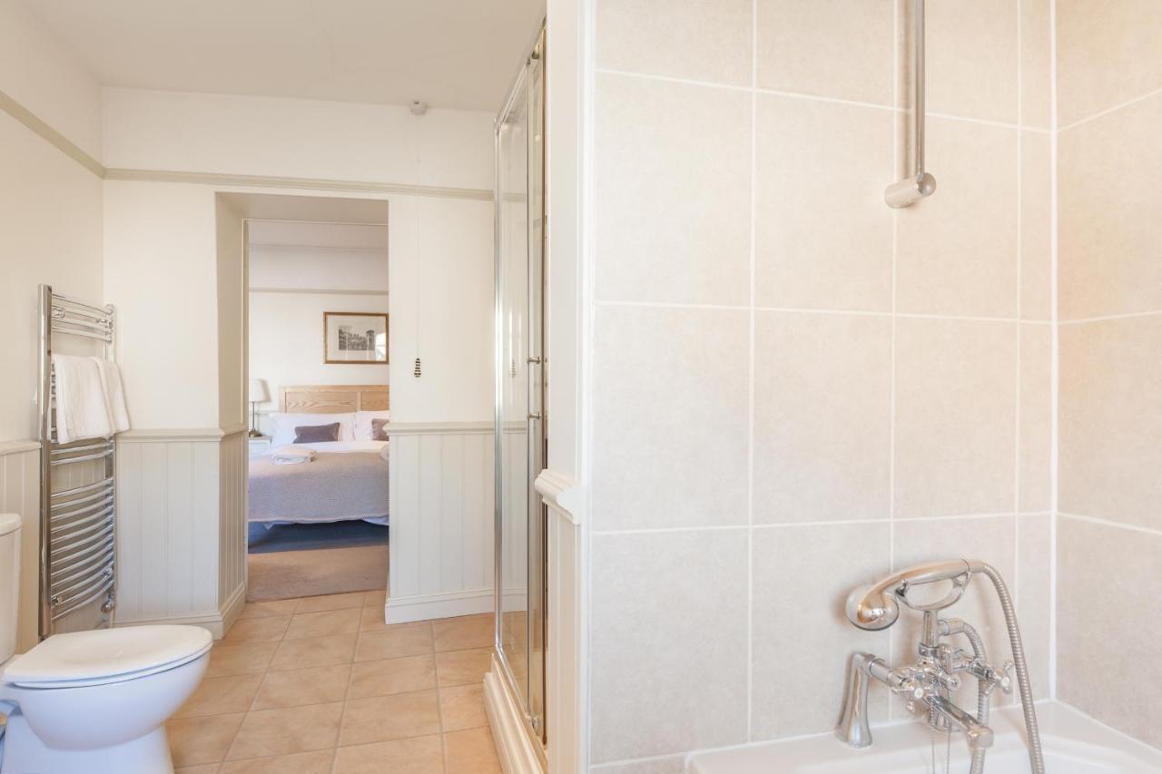 City Centre Stunning House-Roman Baths - 3Min Walk - 4 Bedrooms Dış mekan fotoğraf